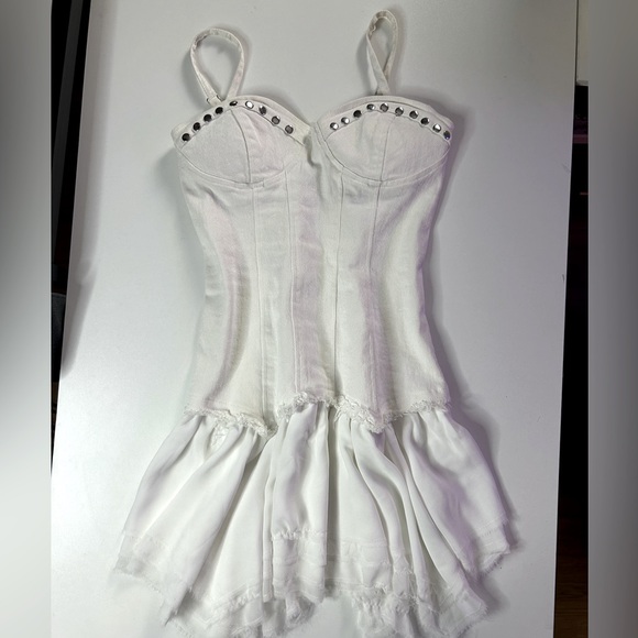 Dolls Kill Generation Kiss White Studded Chiffon Handkerchief Mini Dress Small - Picture 3 of 4